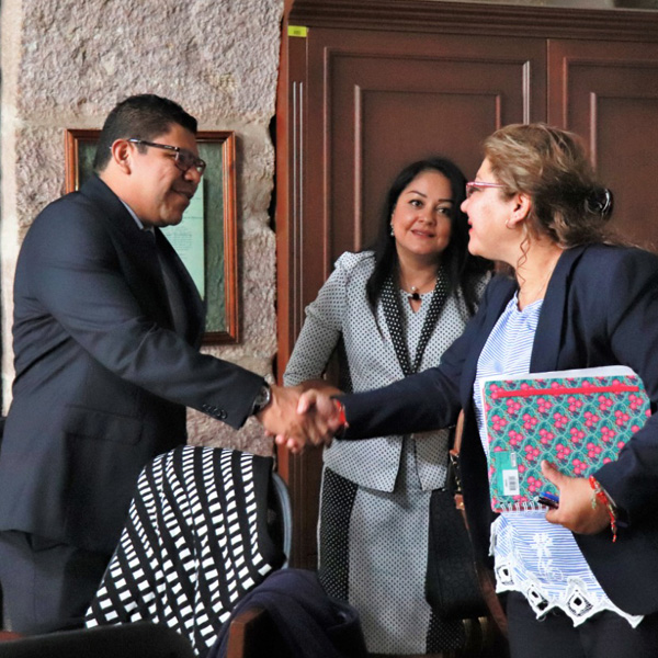 Estudiantes de Derecho deben vincularse a la vida laboral; Presidente del TJAM